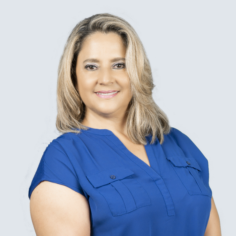 Maria Ferrer Logo